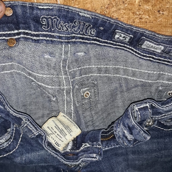 Jeans - Picture 3 of 3